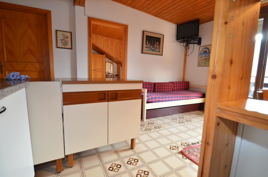 Trentino Appartamenti Oss Tenna Exterior photo